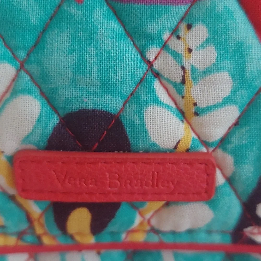 SOLD!! VERA BRADLEY - Picture 2 of 12